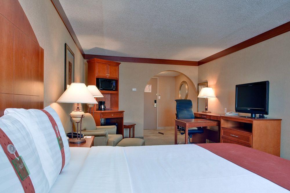 Holiday Inn Sudbury By Ihg Ngoại thất bức ảnh