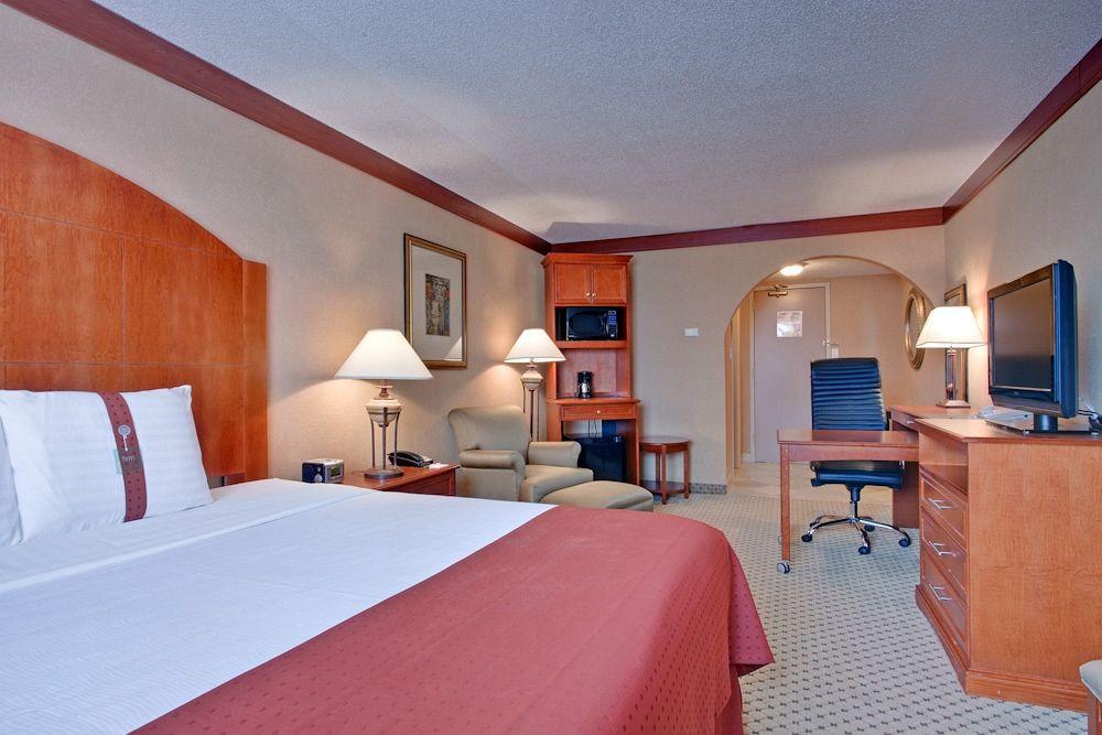Holiday Inn Sudbury By Ihg Ngoại thất bức ảnh