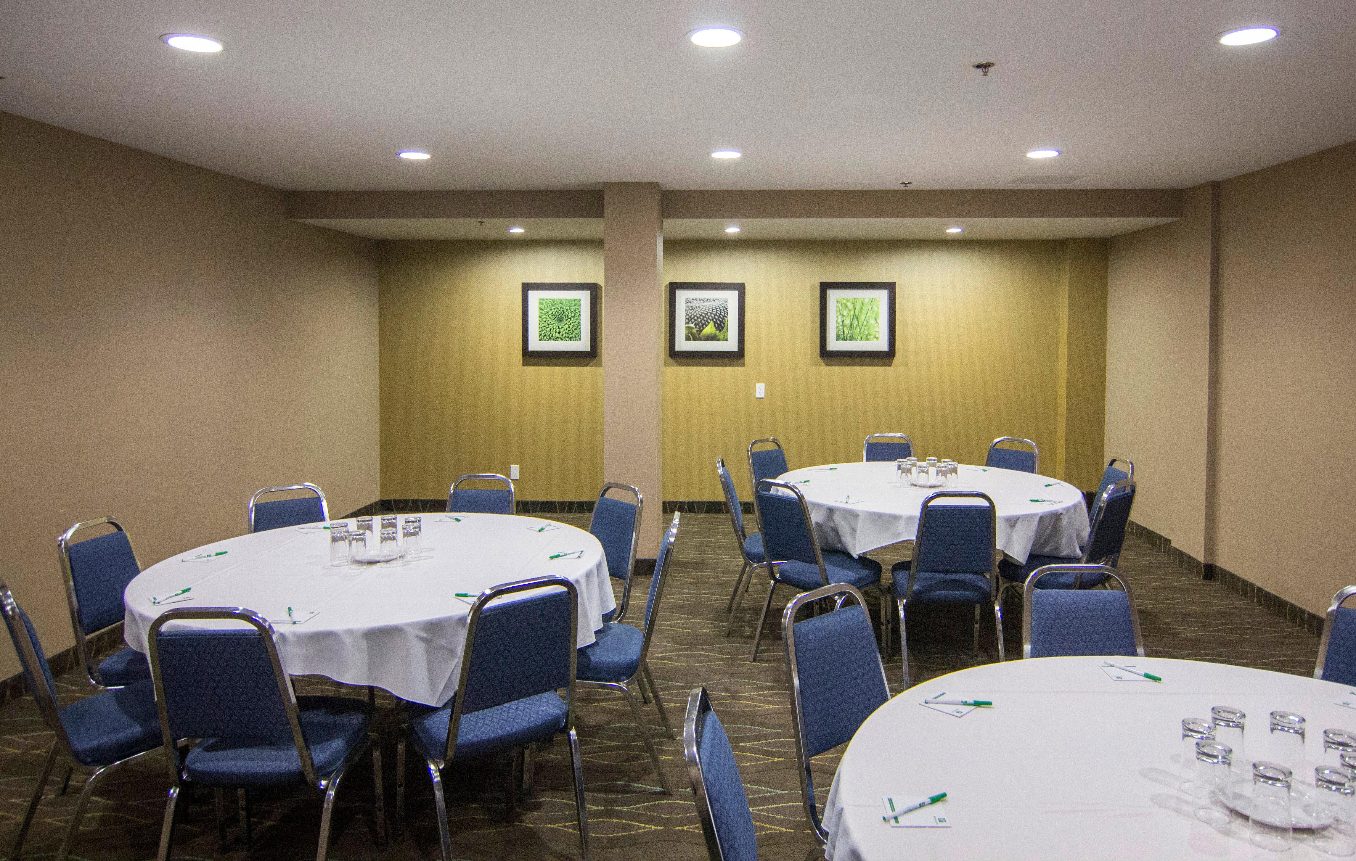 Holiday Inn Sudbury By Ihg Ngoại thất bức ảnh