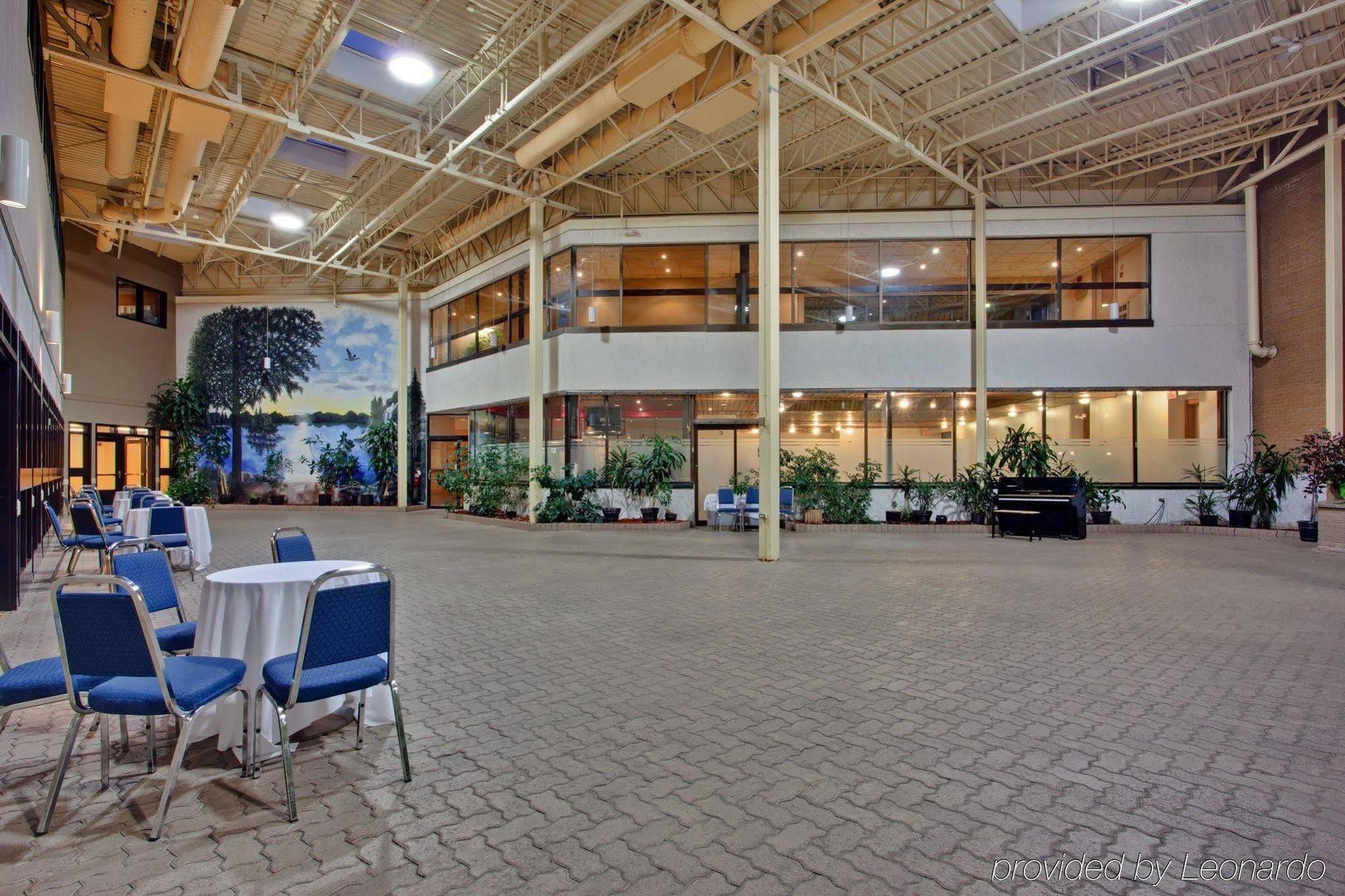 Holiday Inn Sudbury By Ihg Nội địa bức ảnh