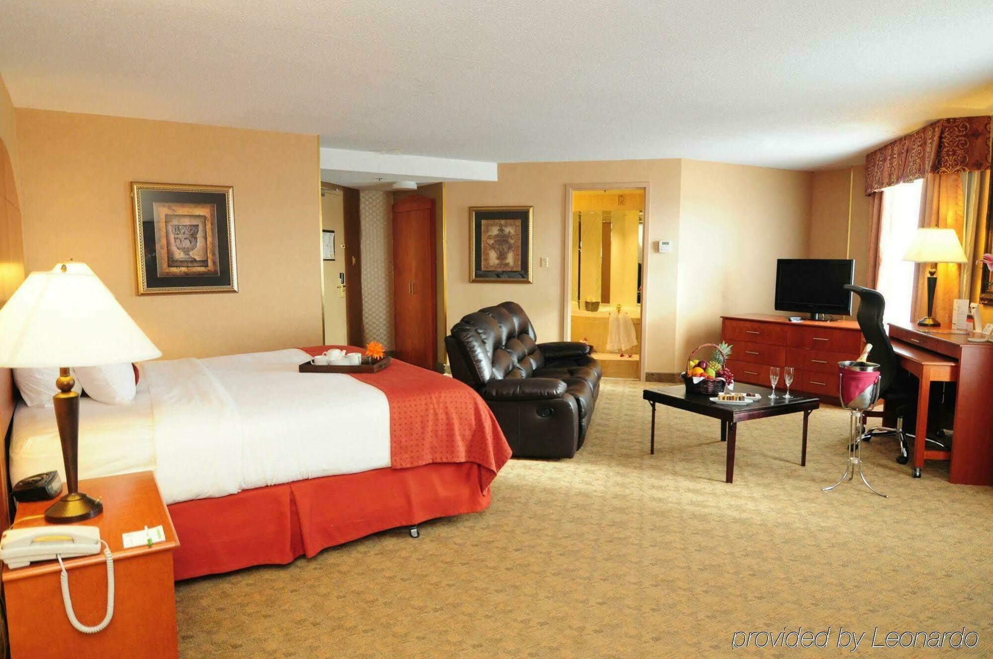 Holiday Inn Sudbury By Ihg Ngoại thất bức ảnh