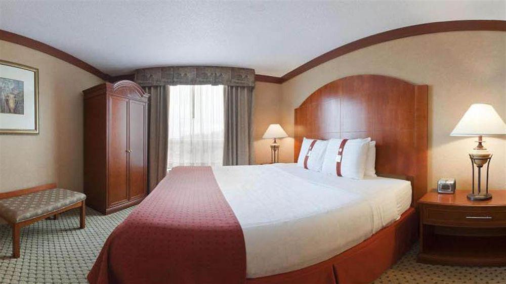 Holiday Inn Sudbury By Ihg Ngoại thất bức ảnh