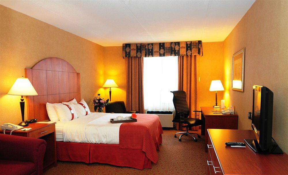Holiday Inn Sudbury By Ihg Ngoại thất bức ảnh