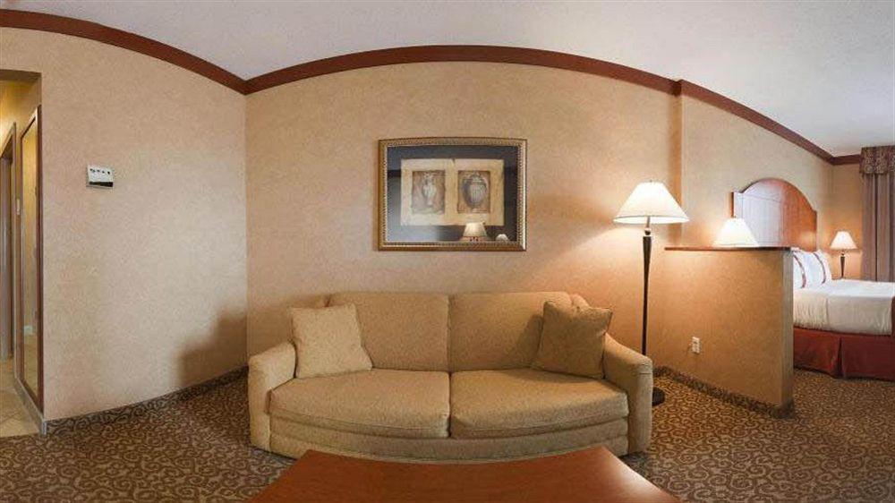 Holiday Inn Sudbury By Ihg Ngoại thất bức ảnh
