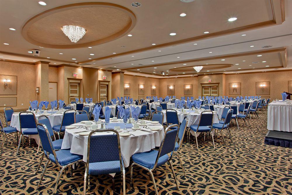 Holiday Inn Sudbury By Ihg Nhà hàng bức ảnh